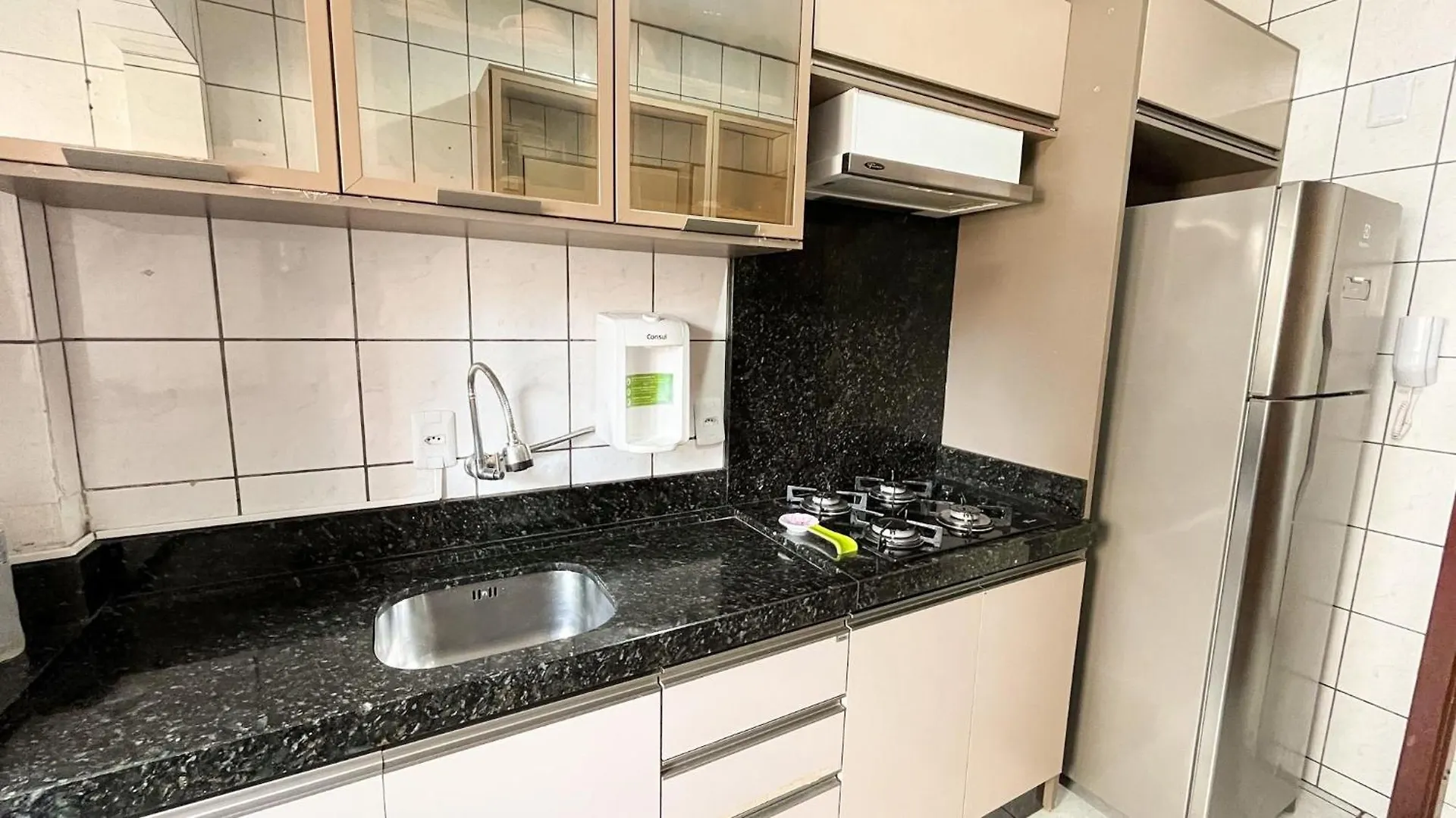 Apto Funcional | Prox. Praia | Centro Bc Balneário Camboriú 公寓